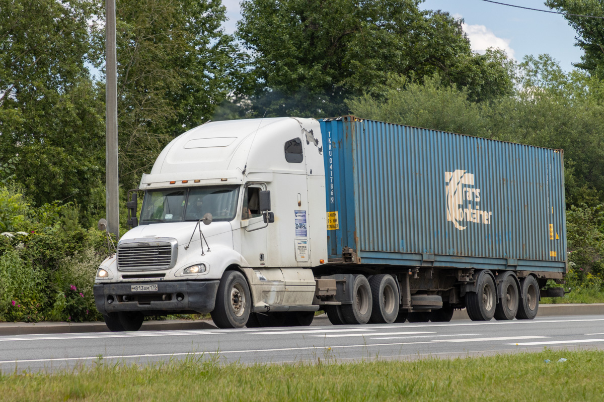 Санкт-Петербург, № М 813 АМ 178 — Freightliner Columbia