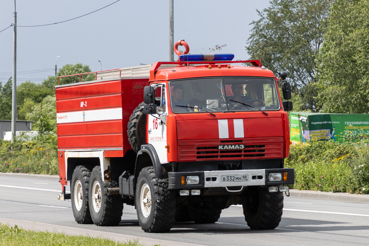 Санкт-Петербург, № В 332 МН 98 — КамАЗ-43114-15 [43114R]