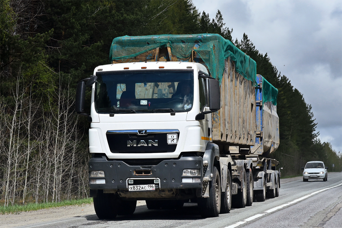 Свердловская область, № Х 832 АС 196 — MAN TGS 41.440
