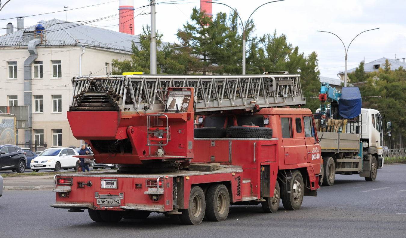 Кемеровская область, № К 461 КО 142 — Hino Profia