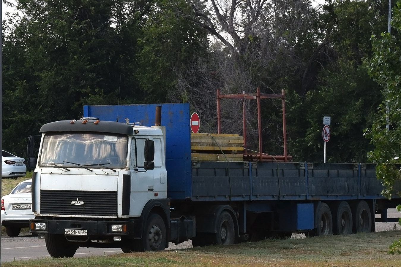 Волгоградская область, № В 551 НВ 134 — МАЗ-543203