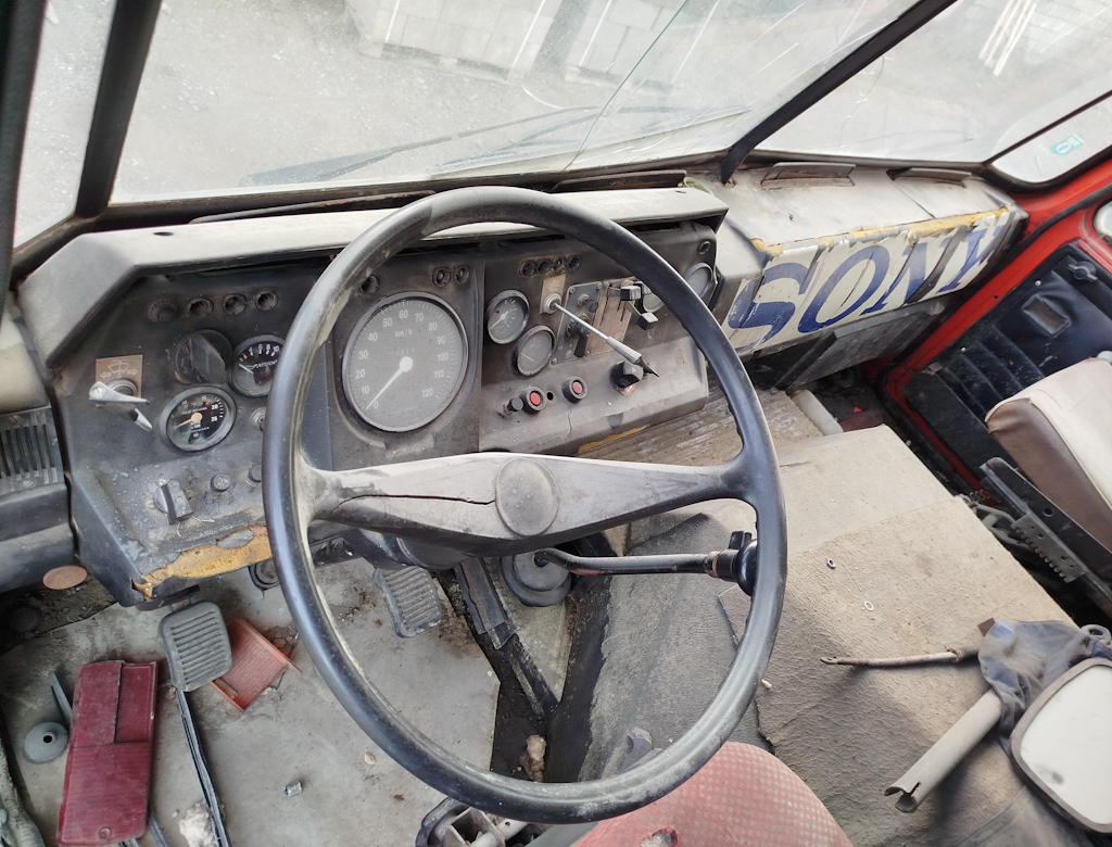 Свердловская область, № ВК 9** * 36 — Tatra 815 S1