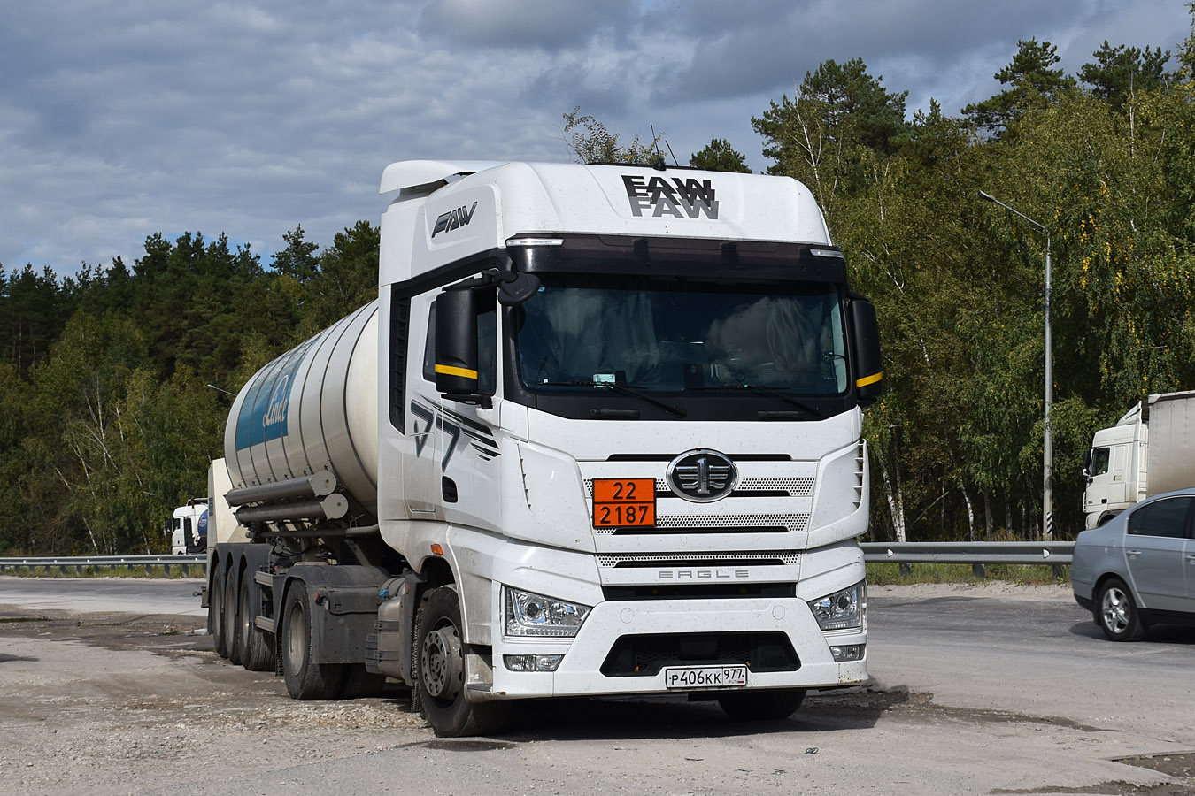 Москва, № Р 406 КК 977 — FAW J7 Eagle CA4180