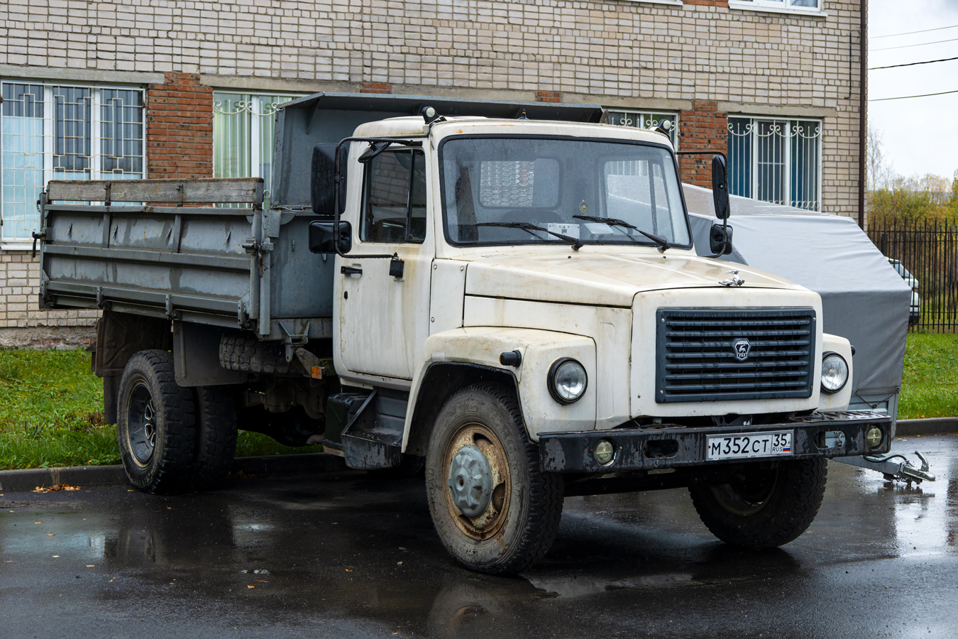 Вологодская область, № М 352 СТ 35 — ГАЗ-33072