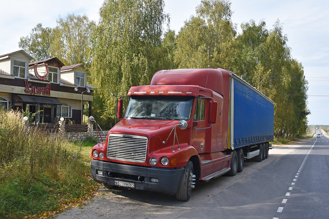 Ростовская область, № В 570 ЕР 161 — Freightliner Century Class