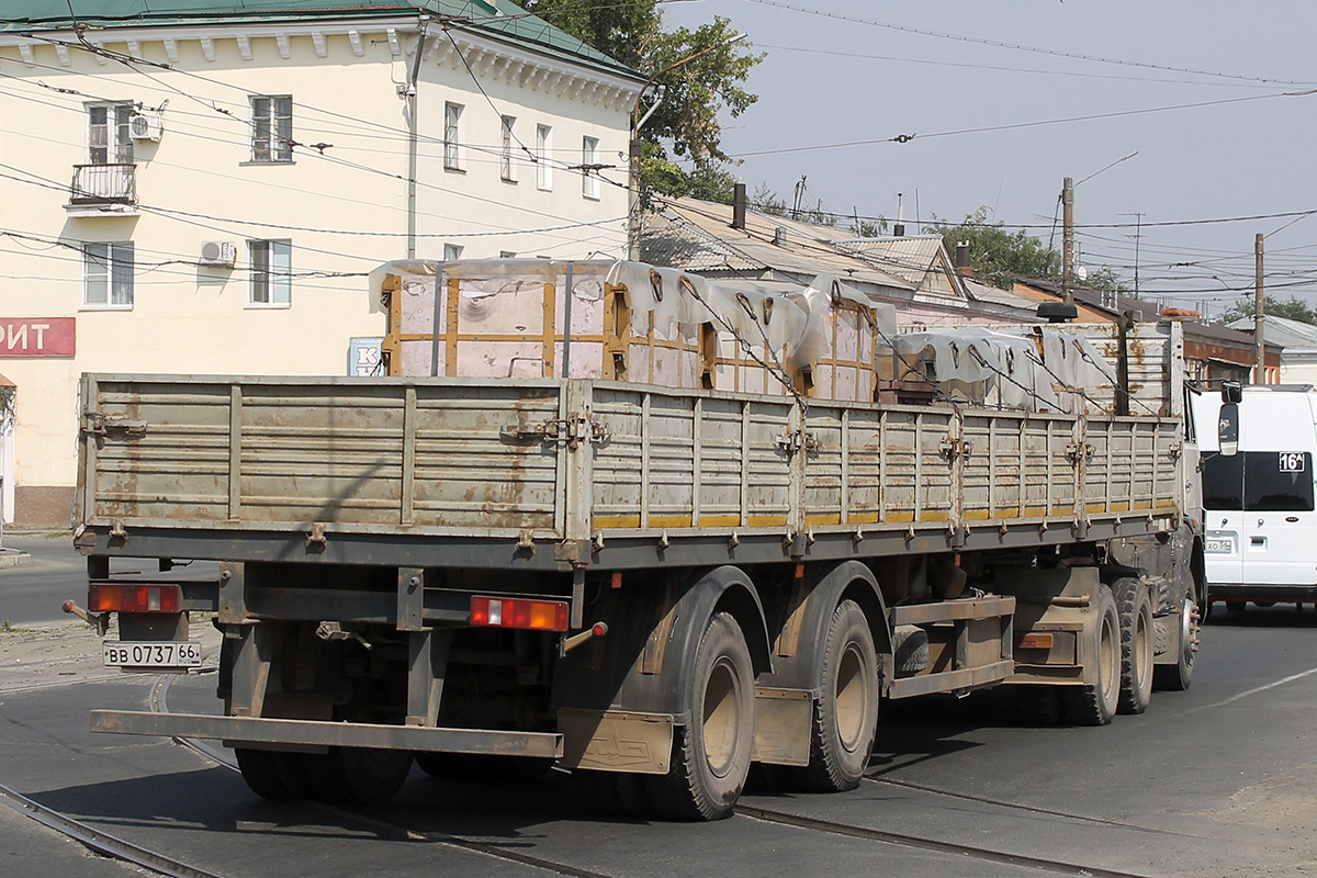Свердловская область, № ВВ 0737 66 — МАЗ-93866
