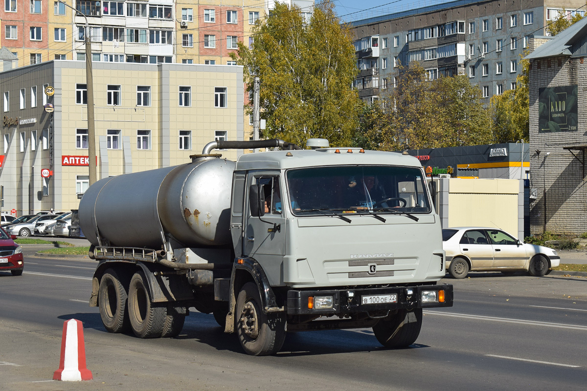 Алтайский край, № В 100 ОЕ 22 — КамАЗ-53213