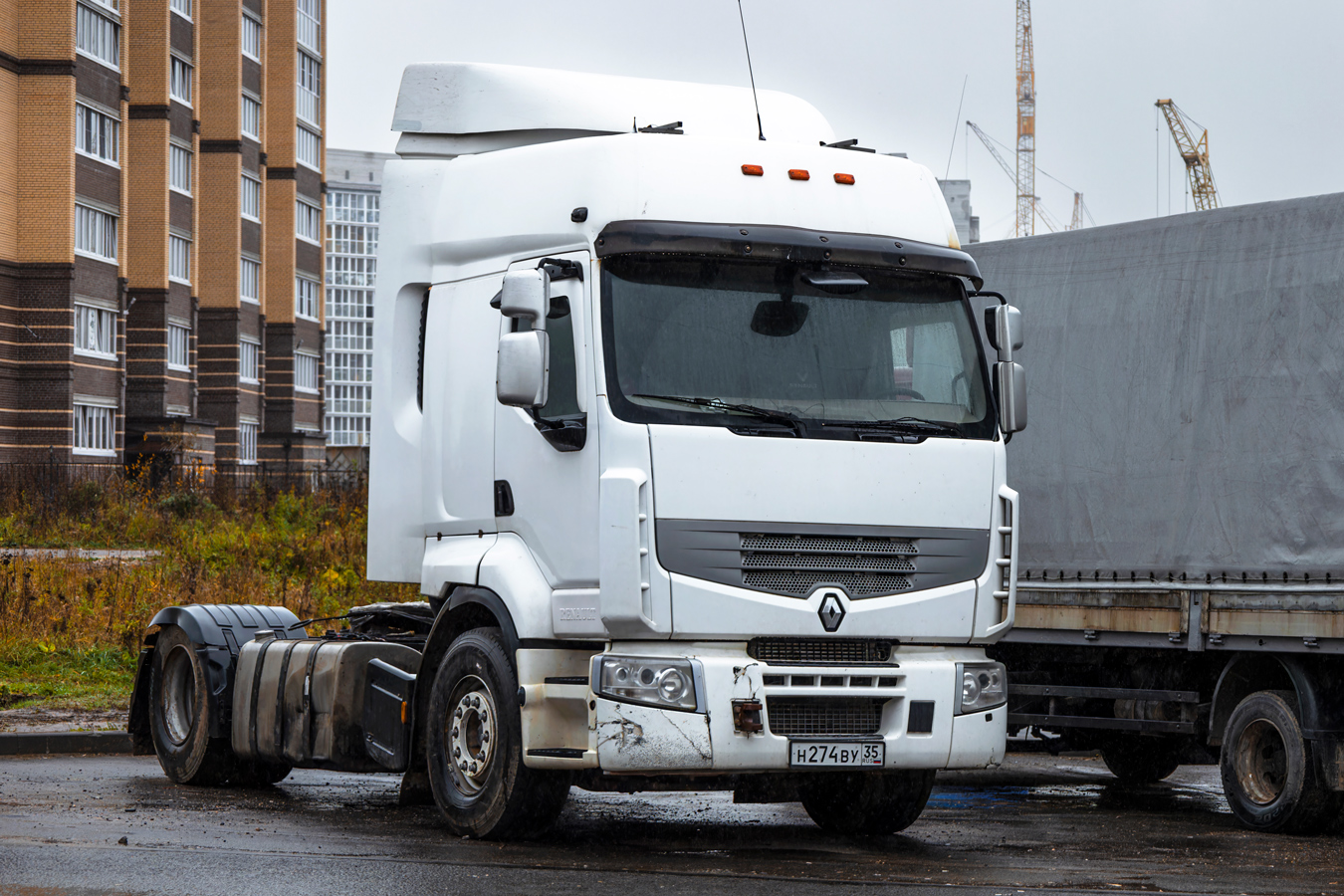 Вологодская область, № Н 274 ВУ 35 — Renault Premium Lander [X9P]