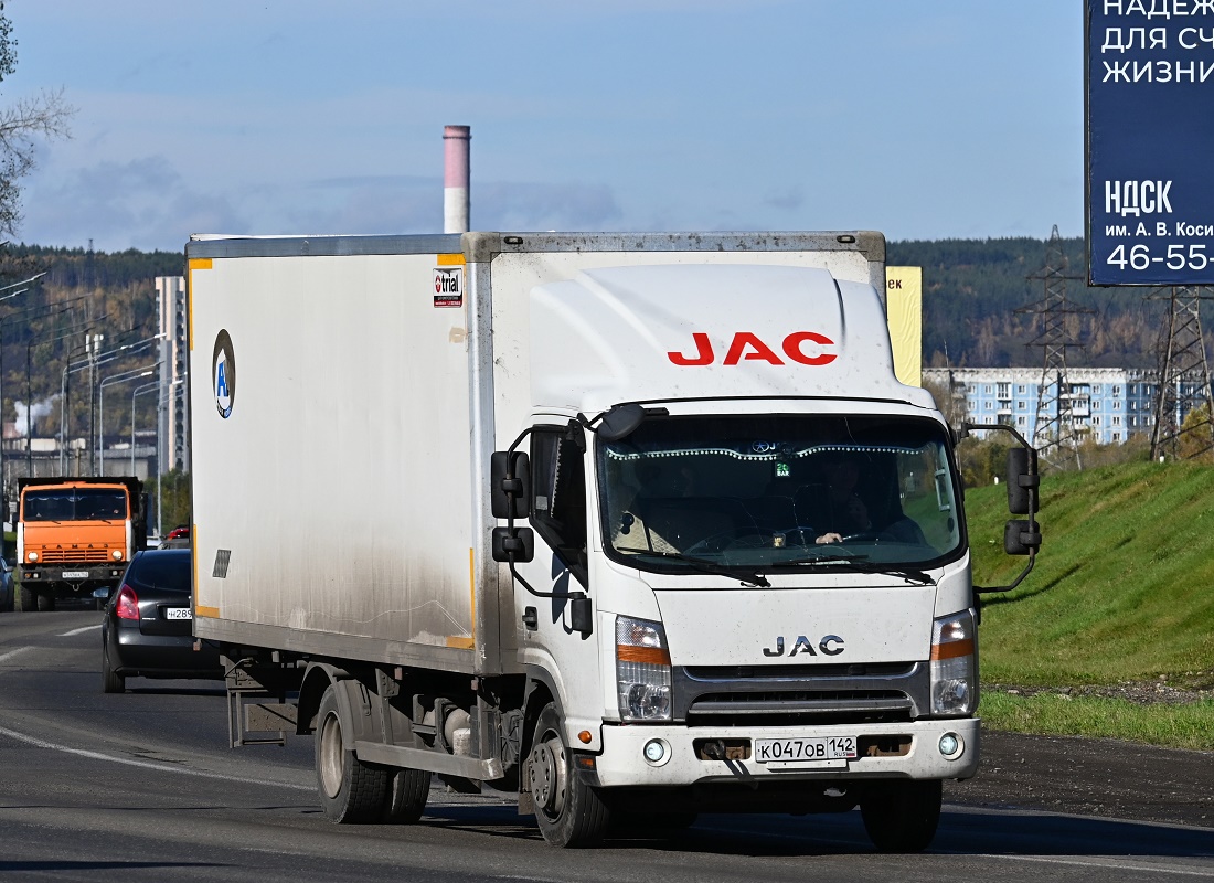 Кемеровская область, № К 047 ОВ 142 — JAC N120 / N75