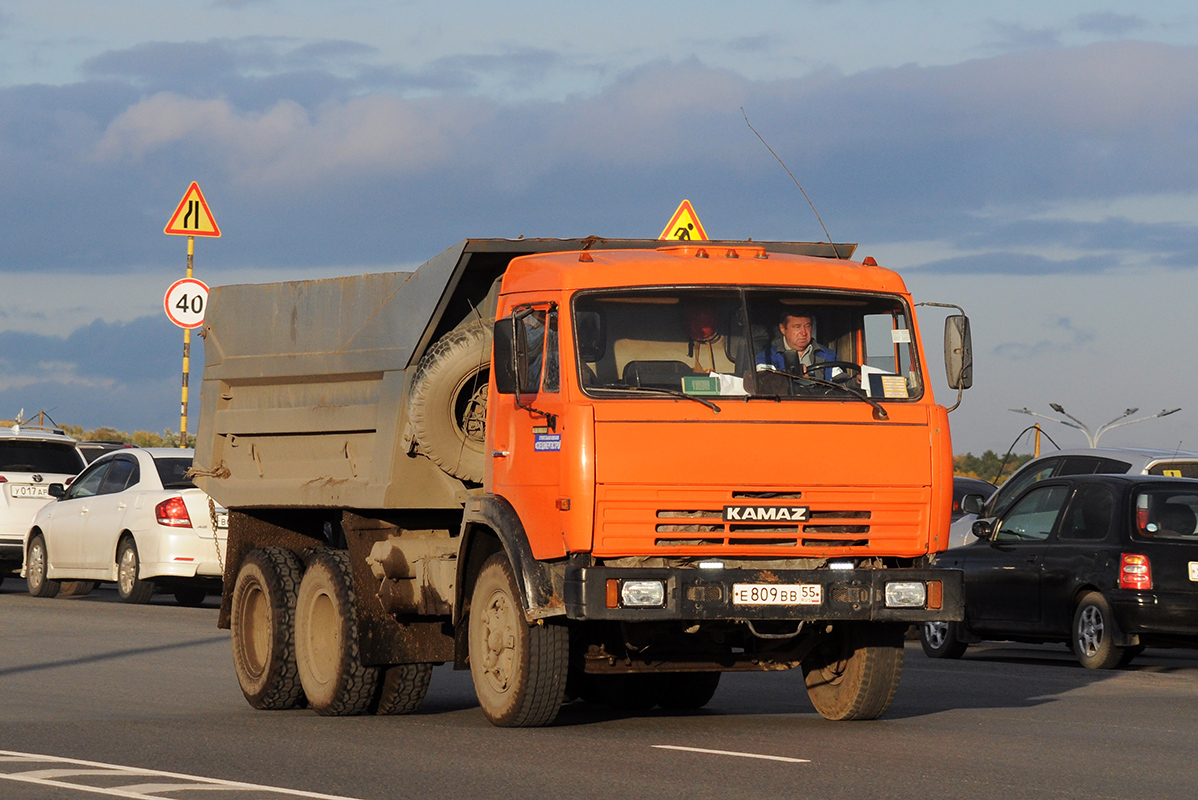 Омская область, № Е 809 ВВ 55 — КамАЗ-5511