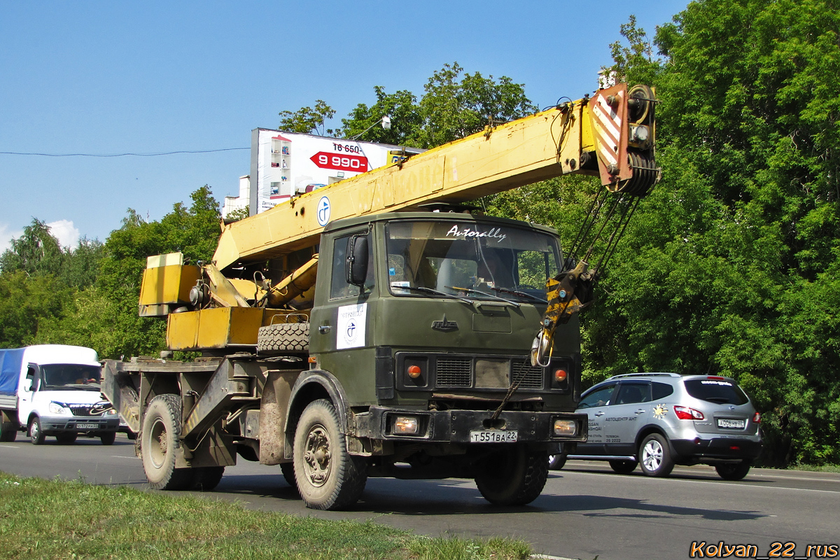 Алтайский край, № Т 551 ВА 22 — МАЗ-5337 [533700]