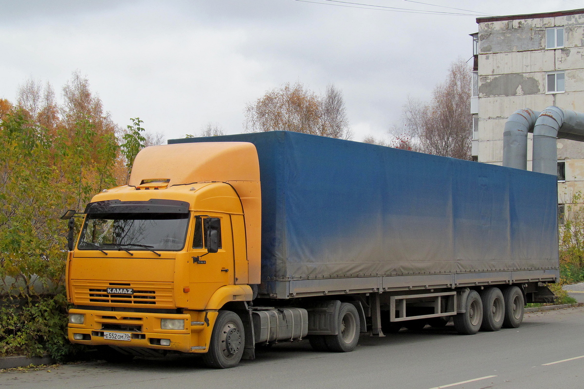 Томская область, № Е 552 ОМ 70 — КамАЗ-5460-63