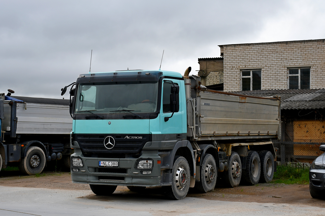 Литва, № NLC 380 — Mercedes-Benz Actros ('2003)