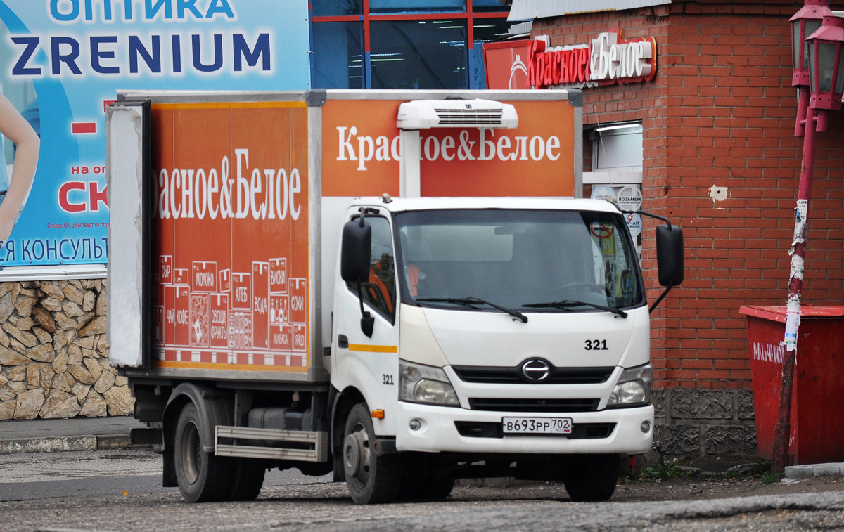 Омская область, № 321 — Hino 300