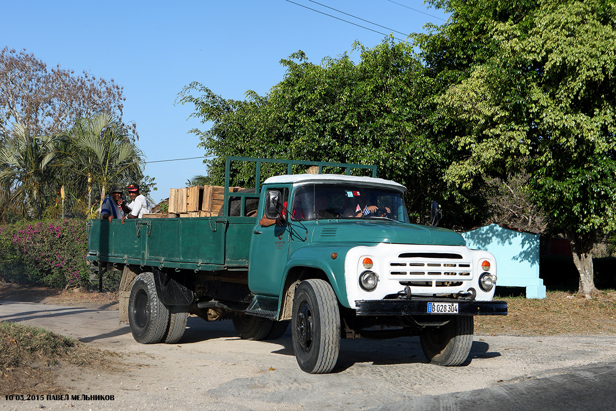 Куба, № B 028 304 — ЗИЛ-431517