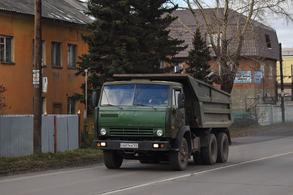 Алтайский край, № Е 607 КН 122 — КамАЗ-55111 [551110]