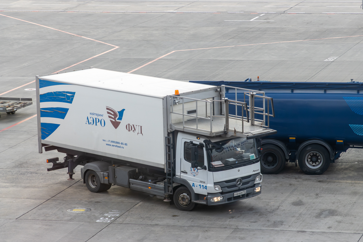 Московская область, № А-114 — Mercedes-Benz Atego 1216