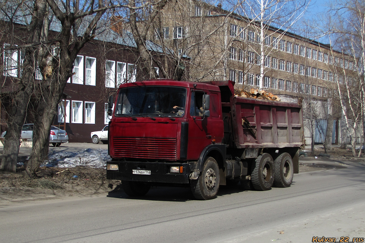 Кемеровская область, № Т 174 ВУ 142 — МАЗ-551605